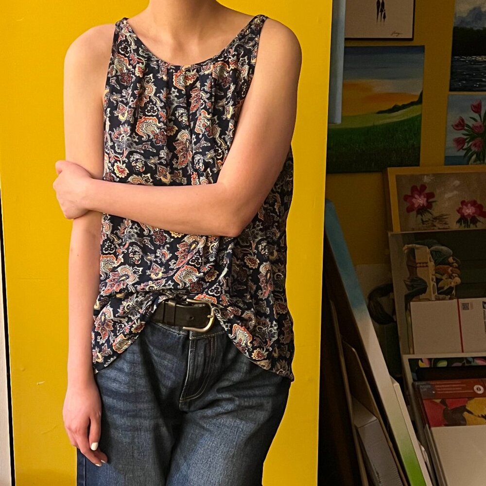 Lucy and Laurel Sleeveless Blouse